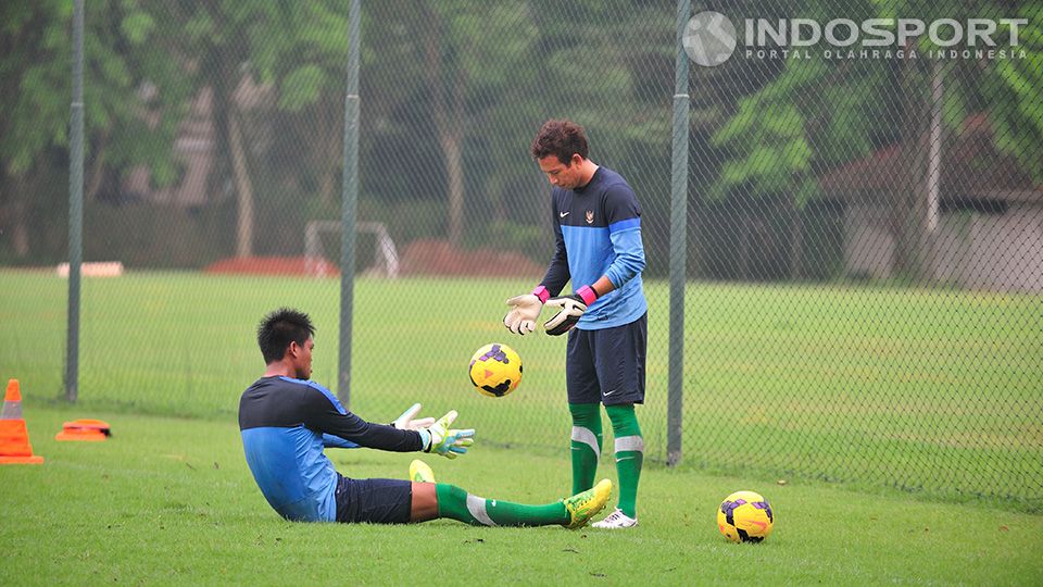 I Made Wirawan pada saat latihan bersama timnas senior di lapangan Sekolah Pelita Harapan, Karawaci, Tangerang. Senin (07/07/14). Copyright: &copy; Ratno Prasetyo/Indosport