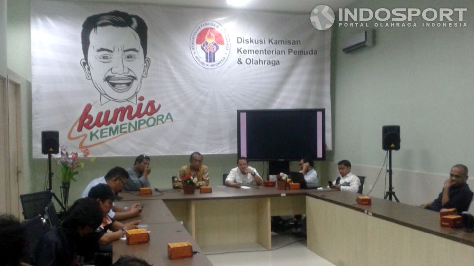 Kemenpora Gelar Diskusi Terkait Kisruh Suporter‏ Copyright: &copy; Riki ILham Rafles/INDOSPORT