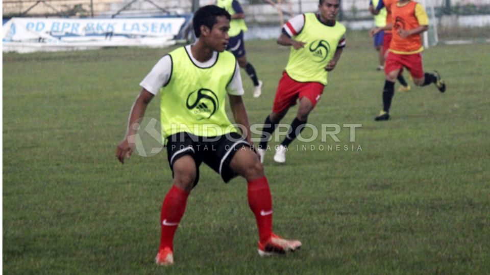 Persib Bandung mengumumkan Eriyanto sebagai rekrutan anyarnya, untuk persiapan menghadapi kompetisi Liga 1 musim 2022-2023 mendatang. Copyright: © Stefanus/INDOSPORT