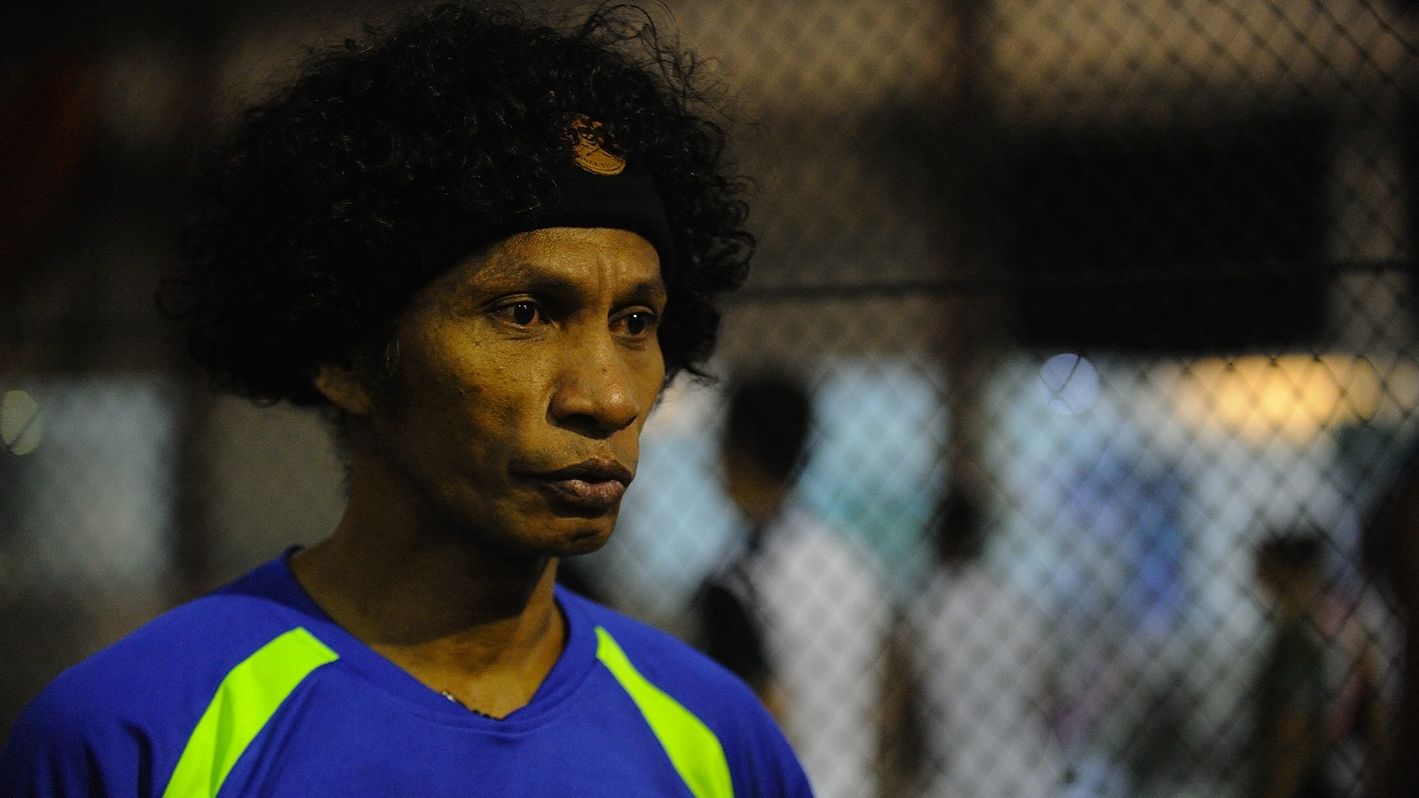 Rocky Putiray memberikan komentarnya tentang rangkap jabatan Edy Rahmayadi. Copyright: © INDOSPORT/Ratno Prasetyo